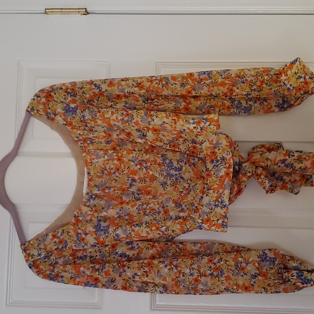 ASTR cropped blouse